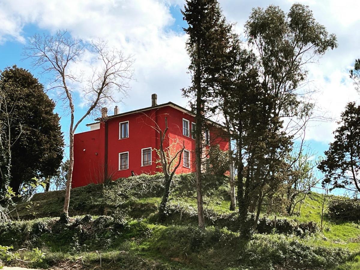 Podere Orzale Agri Hospitality Usigliano Екстериор снимка
