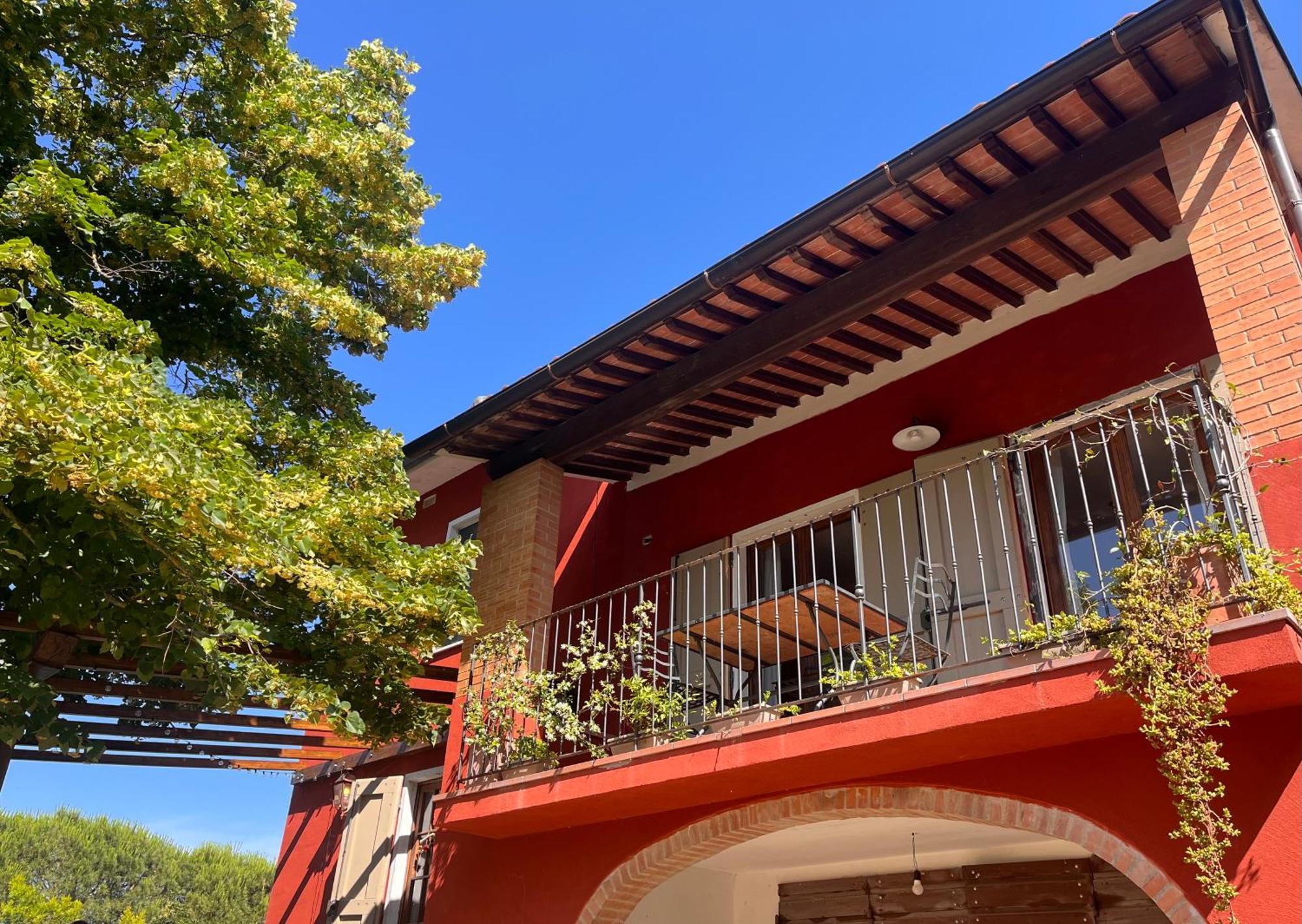 Podere Orzale Agri Hospitality Usigliano Екстериор снимка